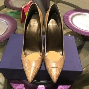 Stuart Weitzman Sizeup Cashew Guinea Croco Sz 7.5